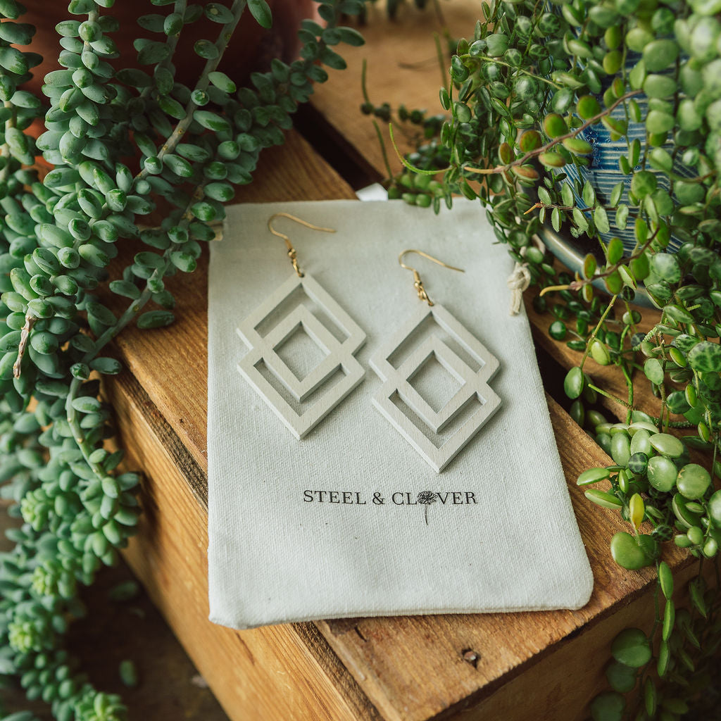 Dunvegan Diamonds Wooden Earring