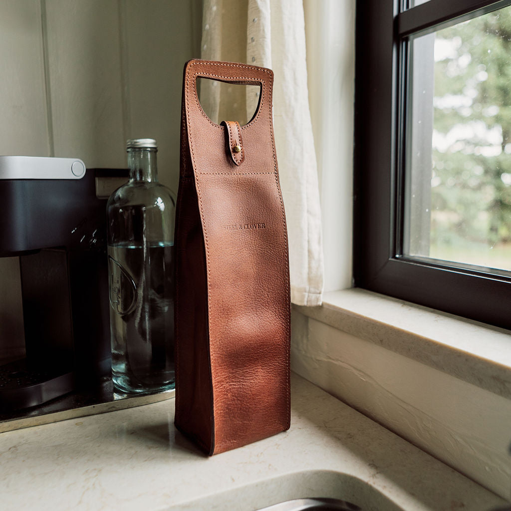 Baytree Leather Wine Carrier