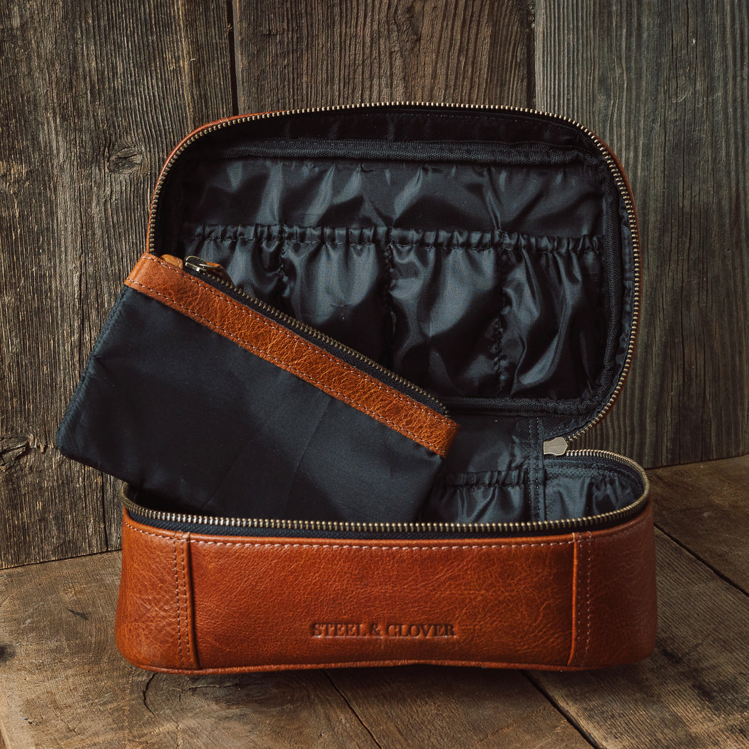Calais Leather Toiletry Bag Steel Clover