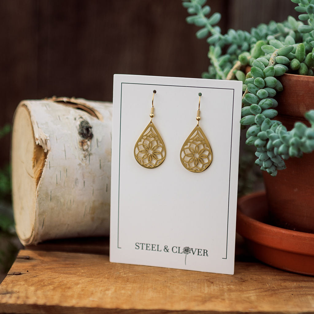 Harper Creek Drop Earring with an elegant lightweight drop design for a timeless and refined jewelry style