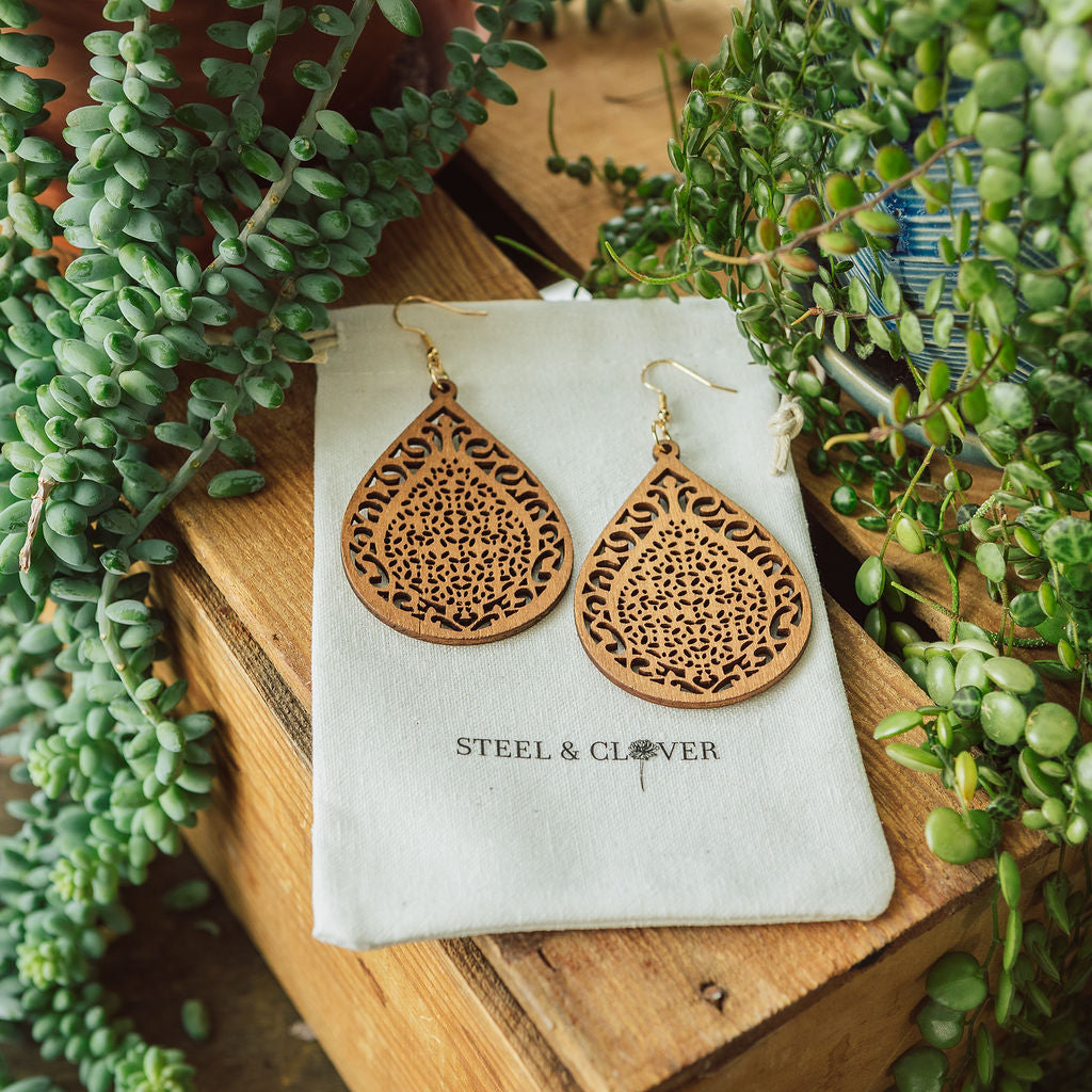 Simonette Vintage Drop Wooden Earrings made from lightweight natural wood with a vintage-inspired drop design for elegant everyday styling